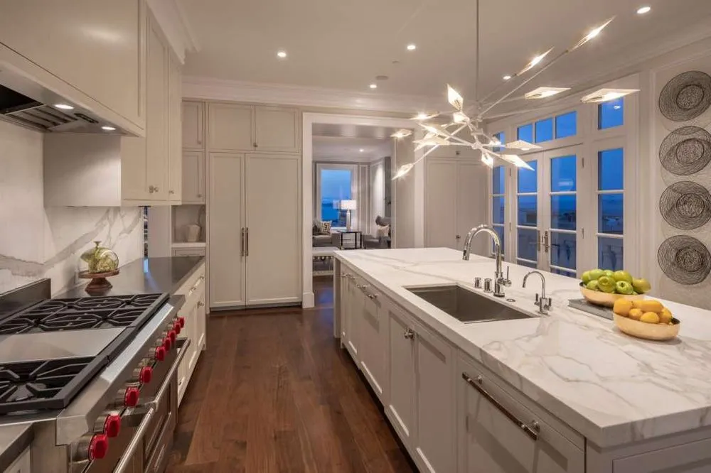 Slide of Summit Technology Group