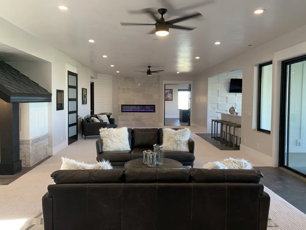 Slide of Summit ValleyElectric