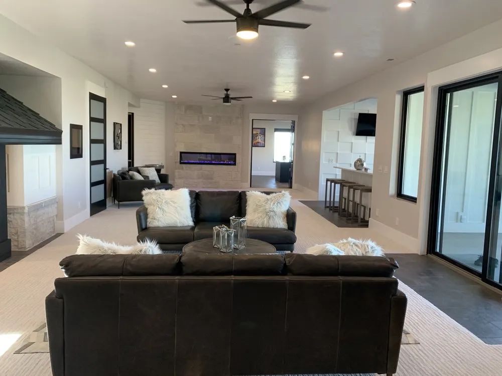 Slide of Summit ValleyElectric