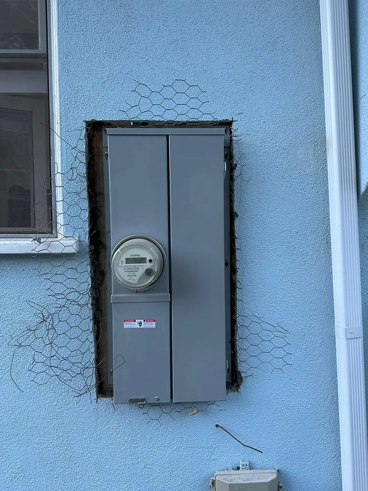 Slide of Sun-e Solar