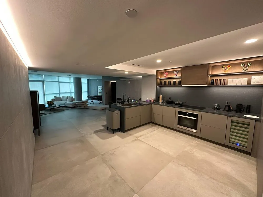 Slide of Sun-e Solar