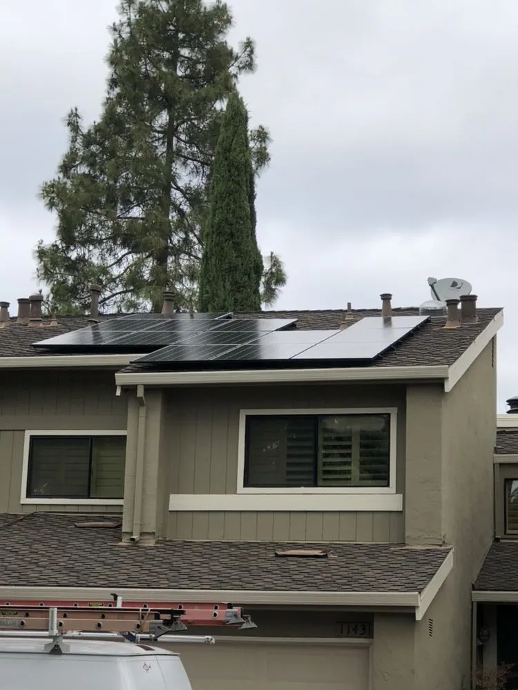 Slide of SunAmp Electric