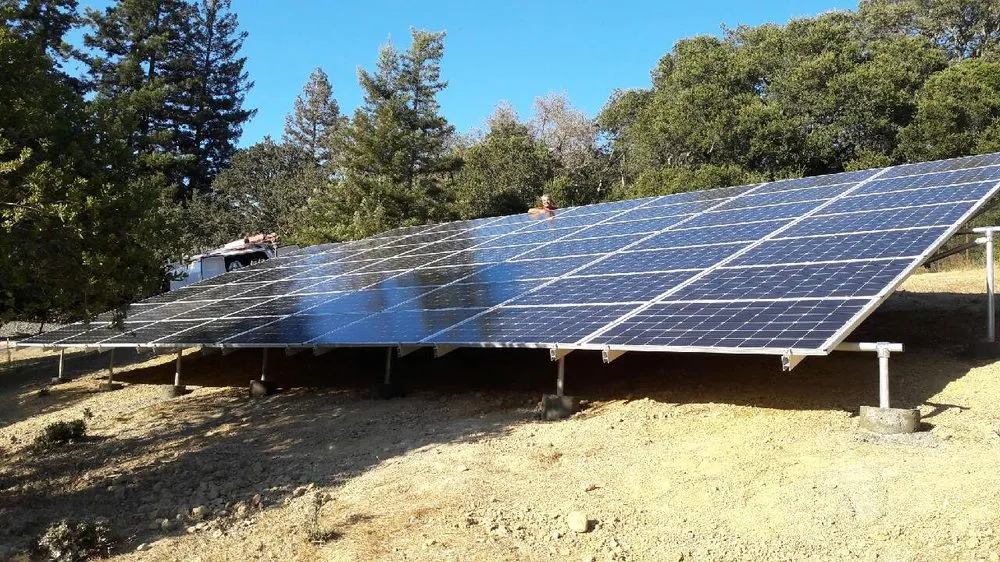 Slide of SunAmp Electric