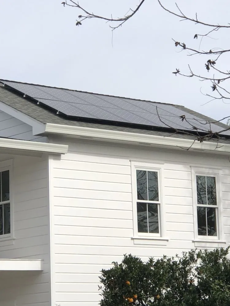 Slide of SunAmp Electric