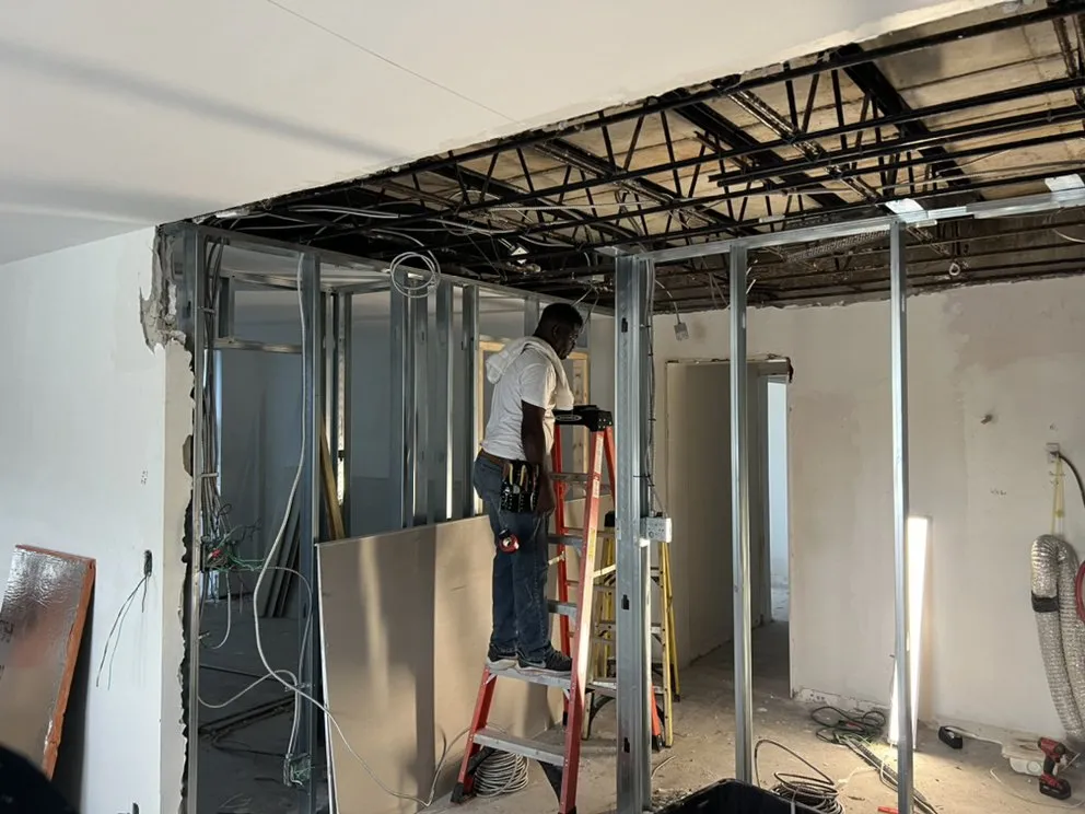 Reliable electrician providing lighting installation in , 