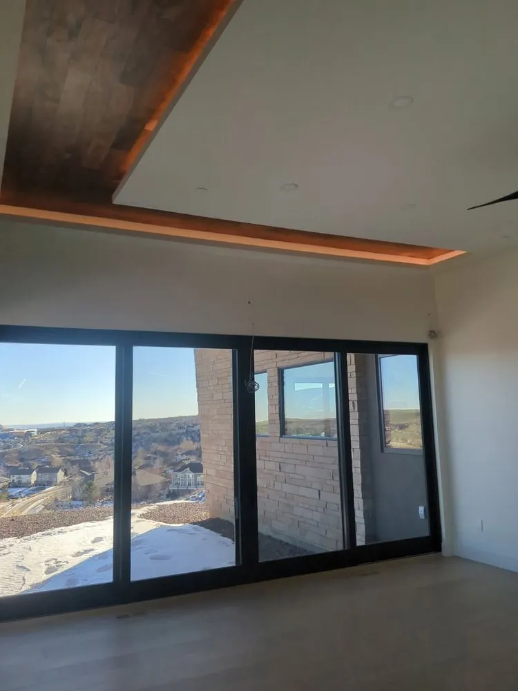 Slide of Sundog Electric