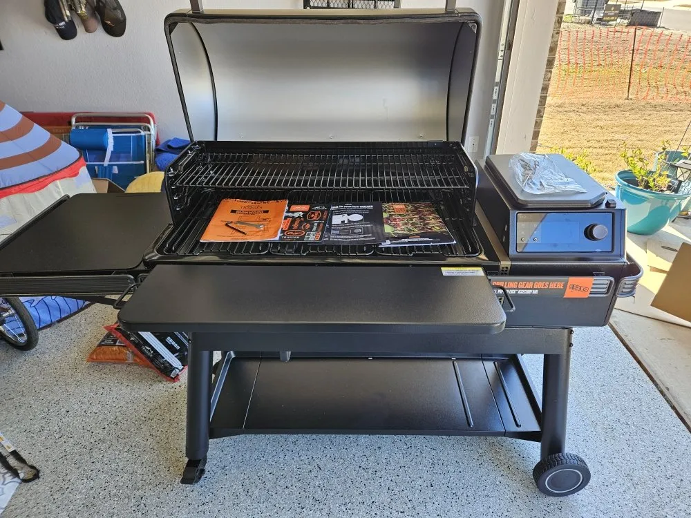 Slide of Sunny Moon Lawn & Handy