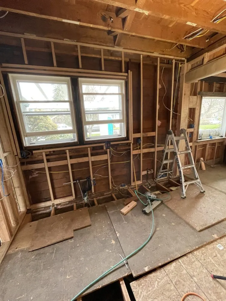 Trusted circuit breaker repair experts serving ,  - Sunnyside Electric