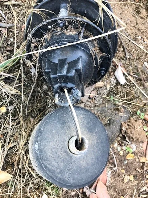 Certified electrician providing circuit breaker repair in , 