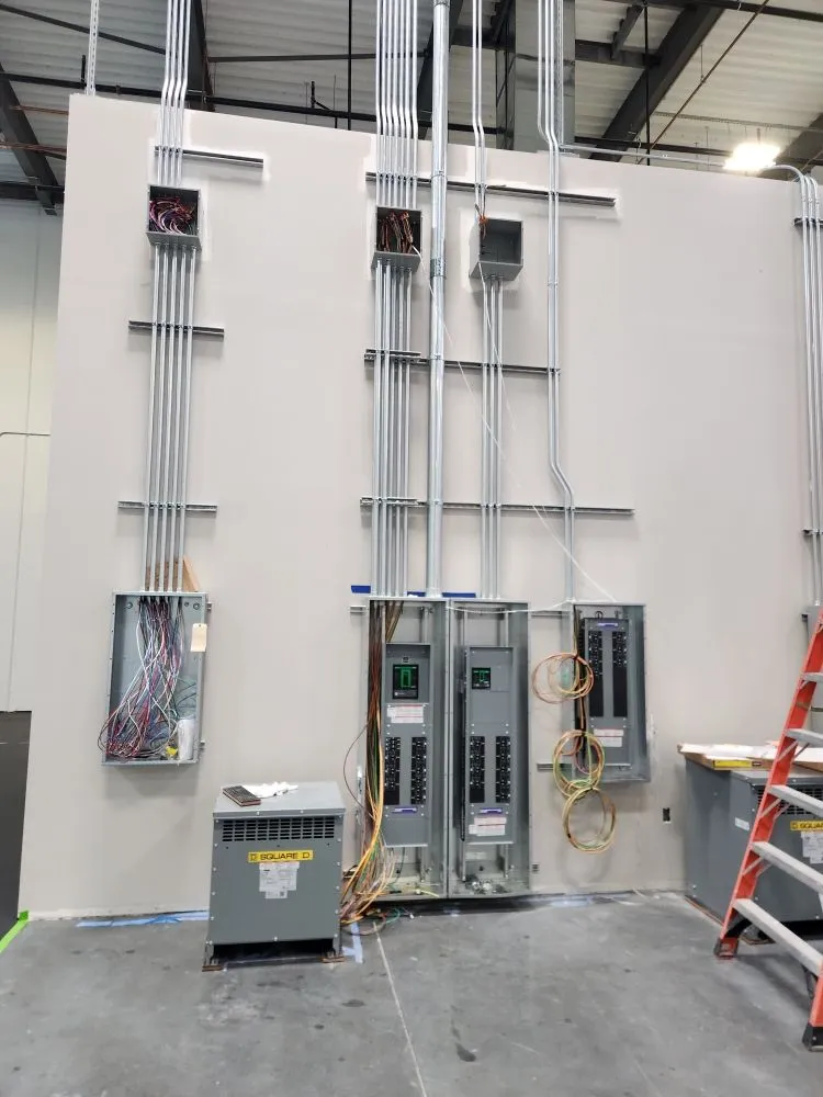 Professional outlet and switch repair in ,  by Sunrise Electric