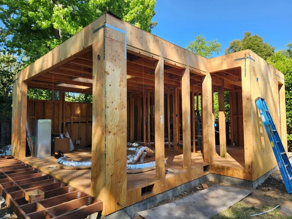 Reliable electrician providing lighting installation in , 