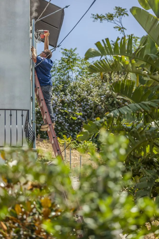Slide of Sunrise Electricians
