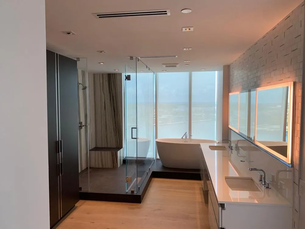 Slide of Sunshine Contractors