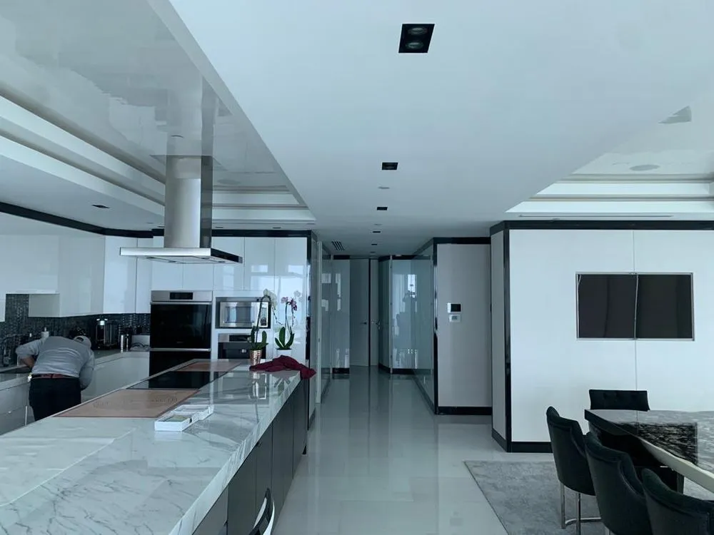 Slide of Sunshine Contractors