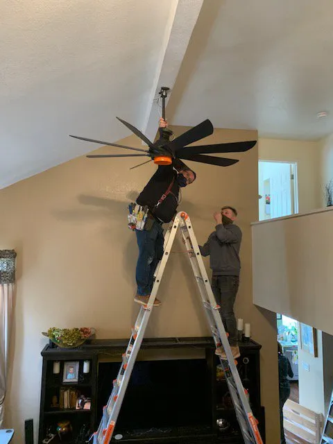 Slide of Super Electric