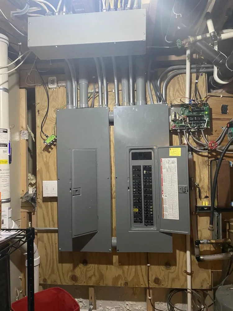 Certified outlet and switch repair experts serving ST PAUL, MN - Super Electric