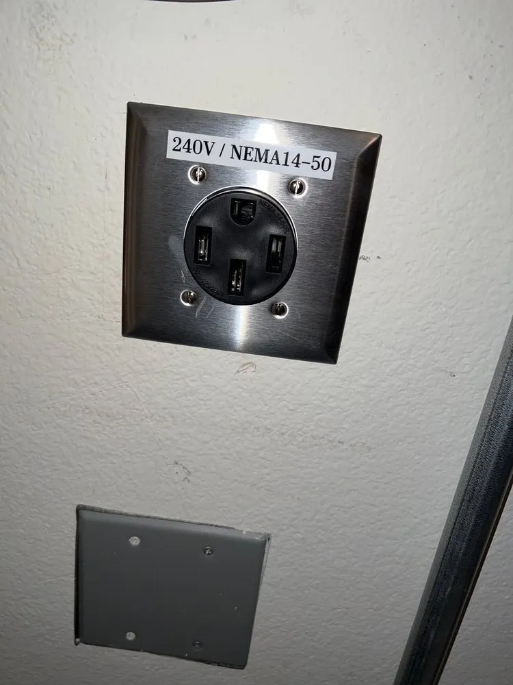 Slide of Super Power Electric