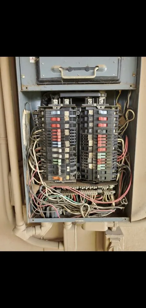 Slide of Super Quality Solar & Electrical