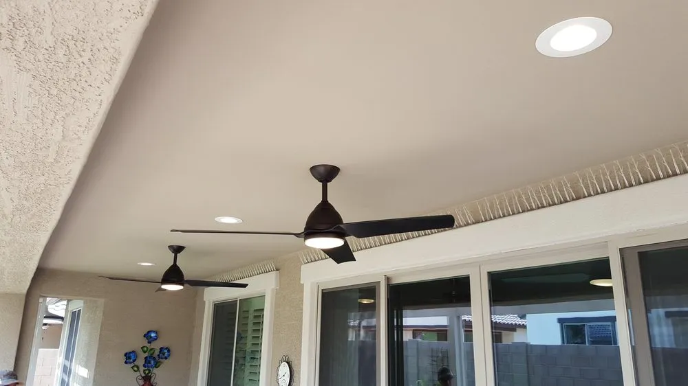 Licensed electrician providing electrical repair in Flushing, NY - Superb 24 Hour Electrician