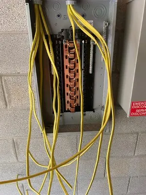 Superior Electric LLC