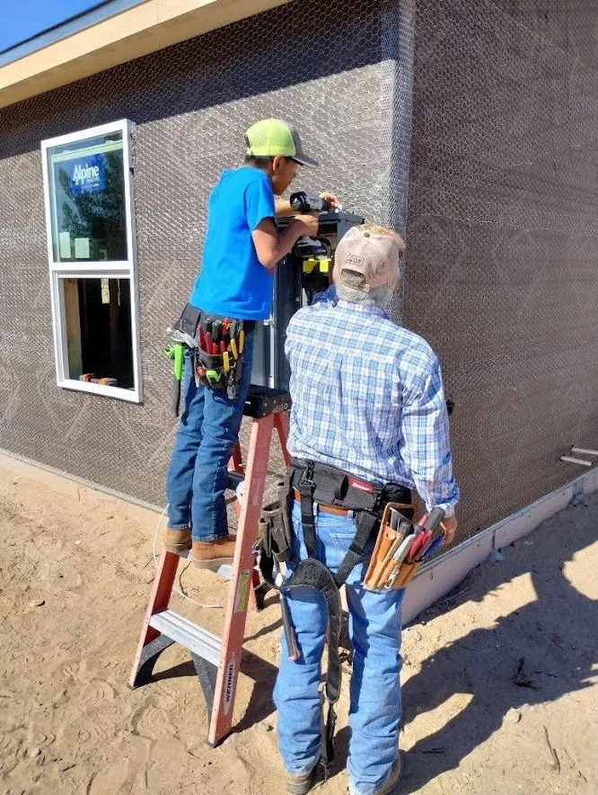 Trusted circuit breaker repair experts serving Mesquite, NM - Superior Electrical Services