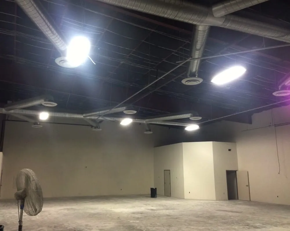 Trusted electrician providing circuit breaker repair in Acampo, CA - Superior Energy