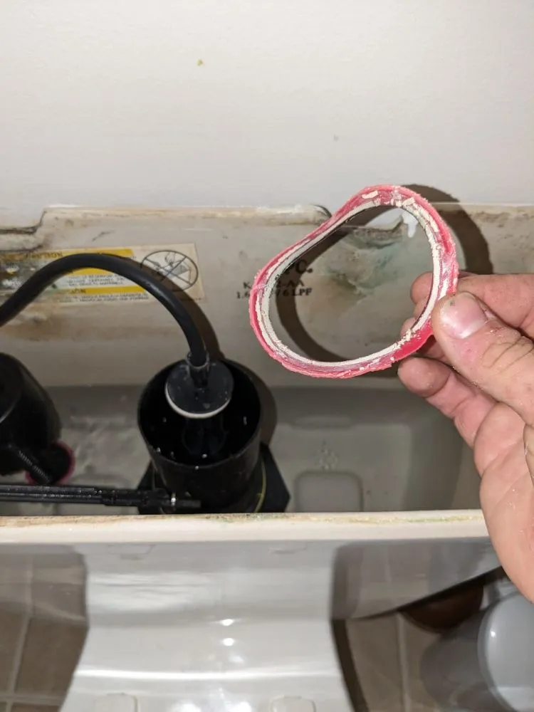 Trusted electrician providing emergency electrical service in , 