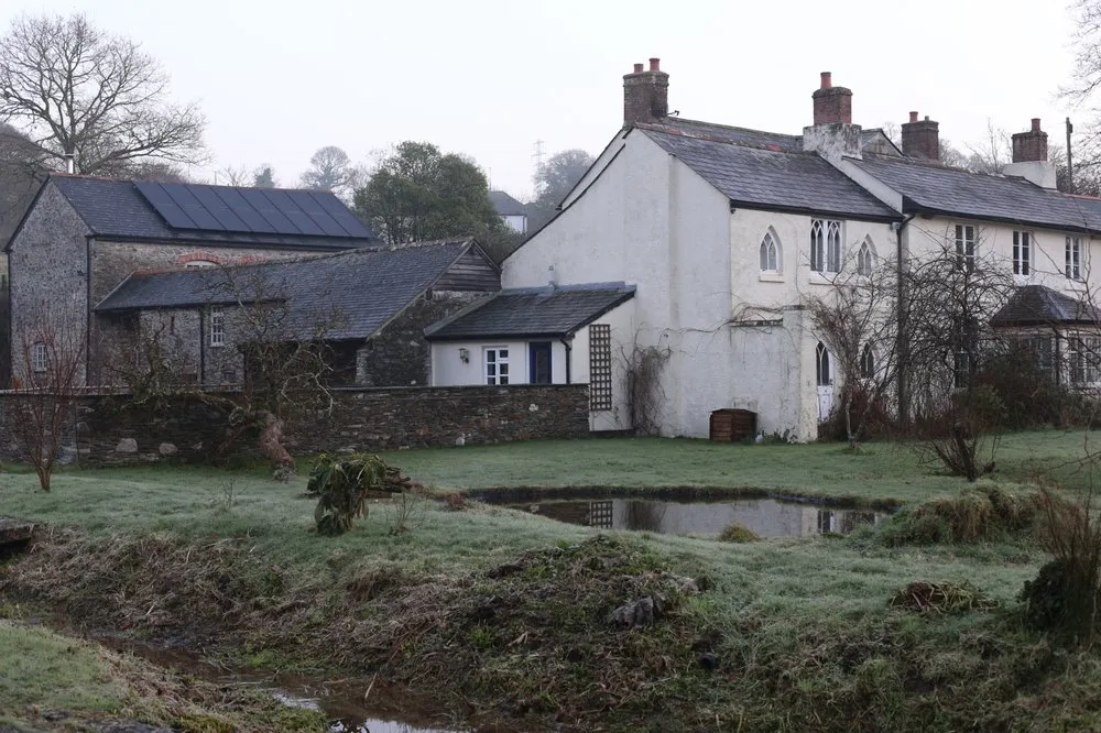 Slide of Superior Solar USA