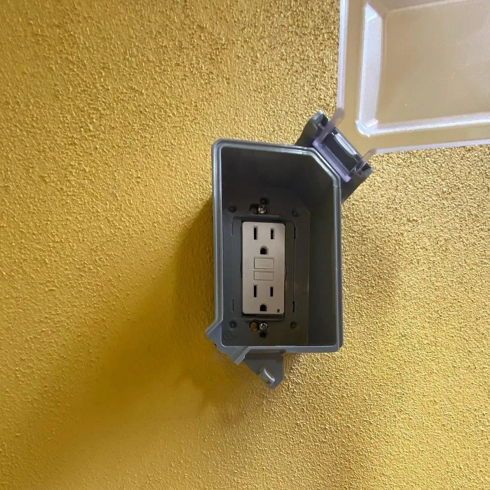 Slide of Supreme Certified Electrician