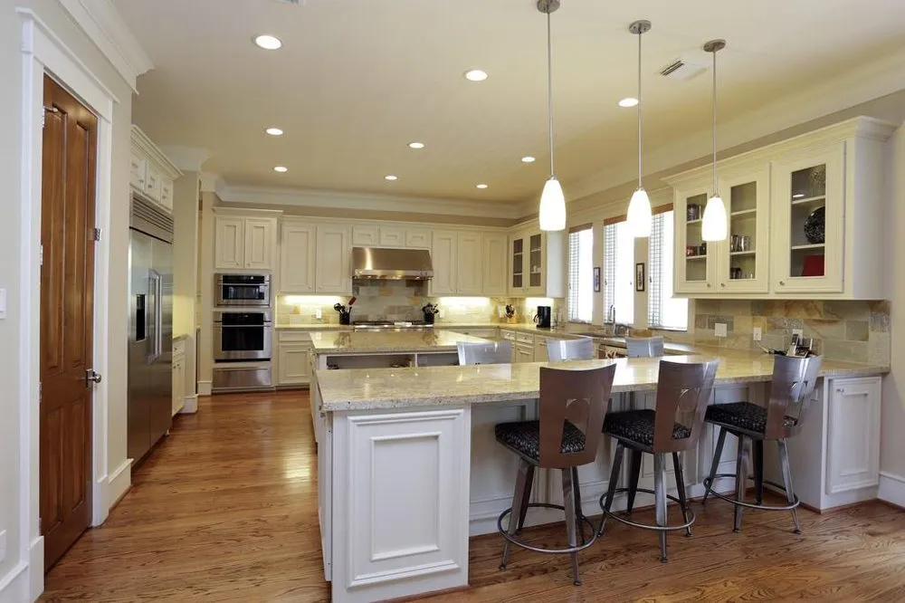 Licensed emergency electrical service service in , - Supreme Electric