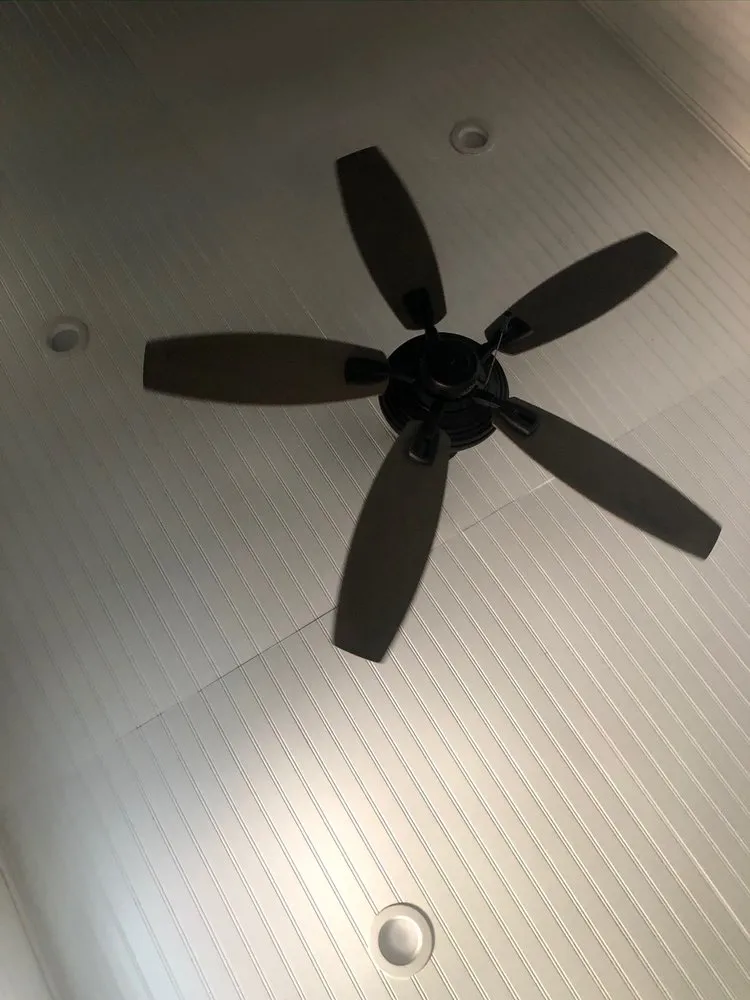 Slide of Supreme Electric