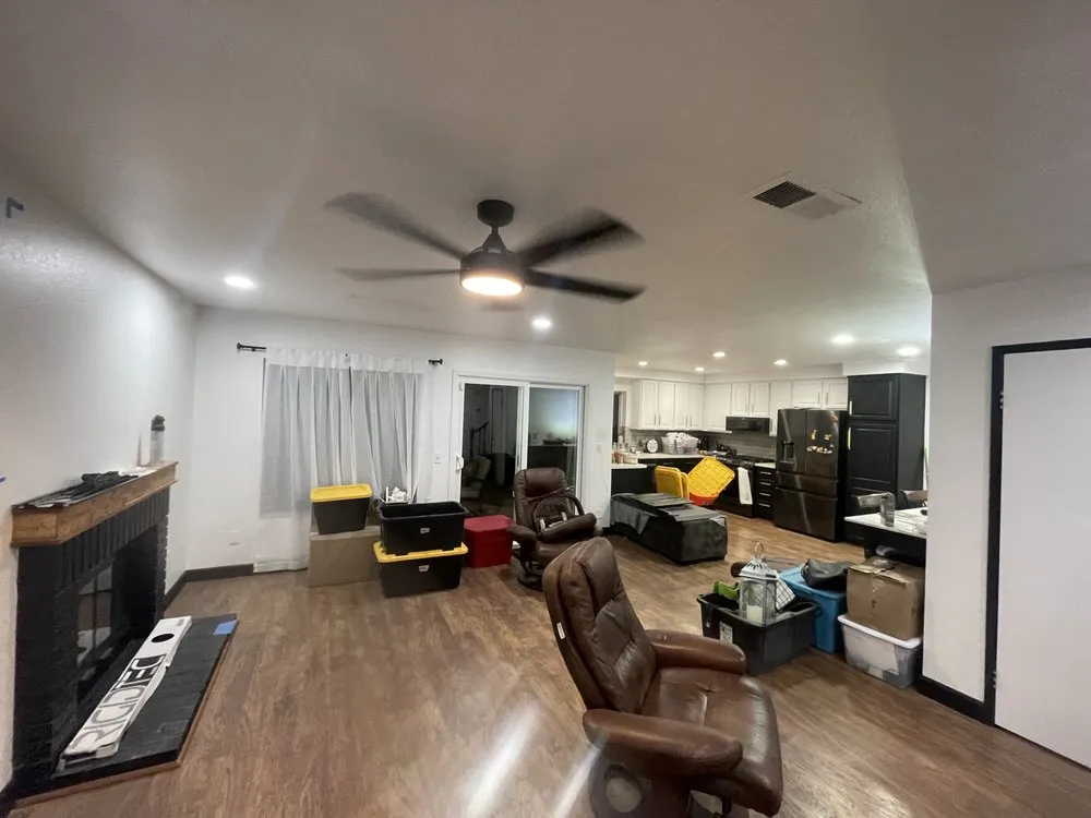 Slide of Supreme Electrical Construction