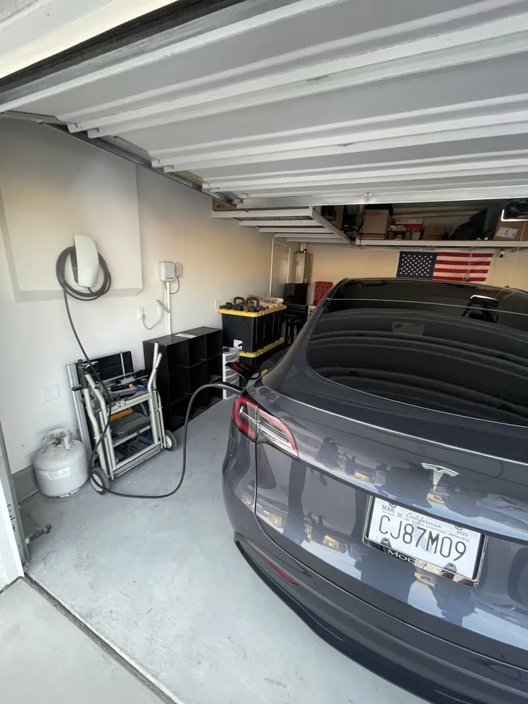 Certified circuit breaker repair experts serving ,  - Supreme Electrical Construction