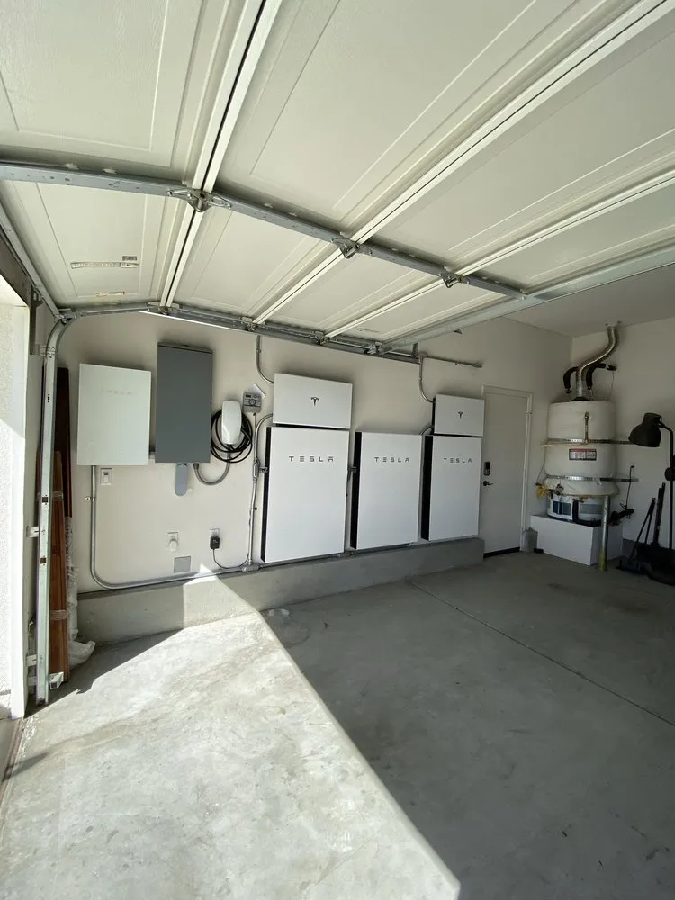 Slide of Supreme Electrical Construction