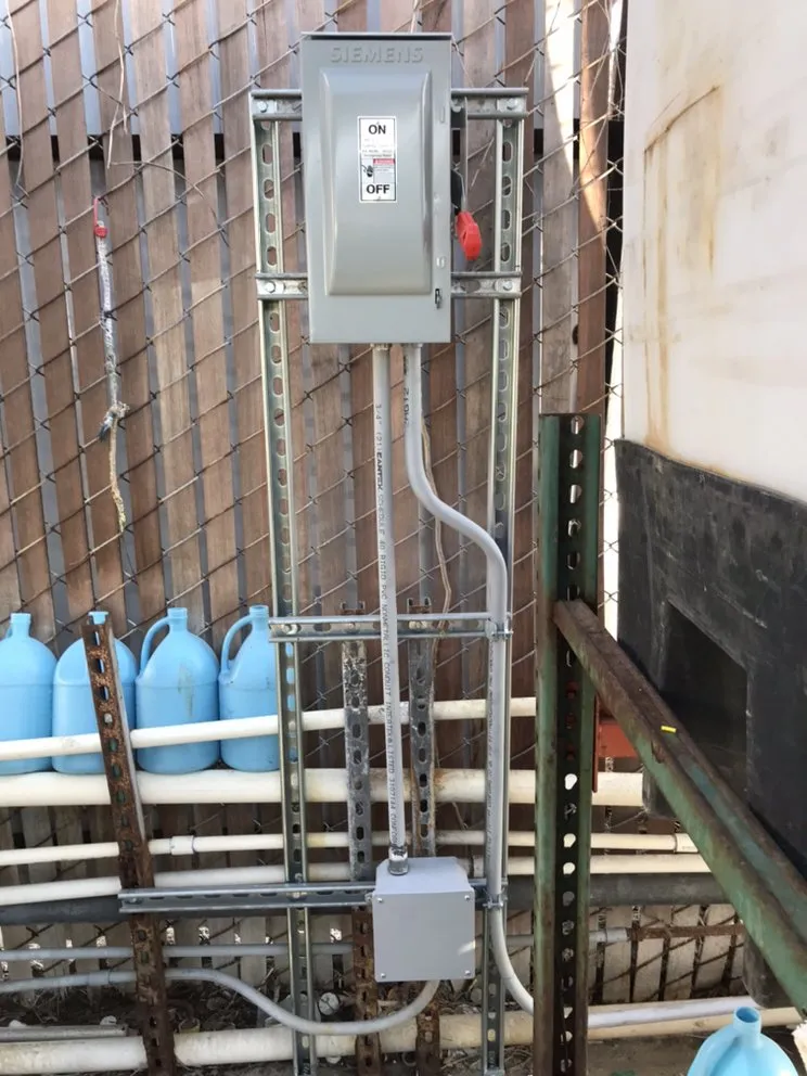 Slide of Supreme Electrical Services