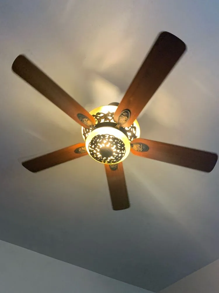 Slide of Supreme Electrical Services