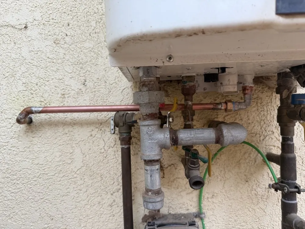 Slide of Supreme Plumbing and Electrician