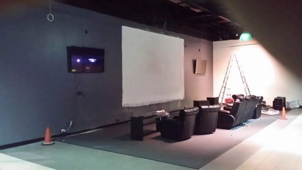 Expert circuit breaker repair in , by Supreme Power & Light