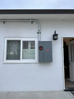 Surpass Electric Logo