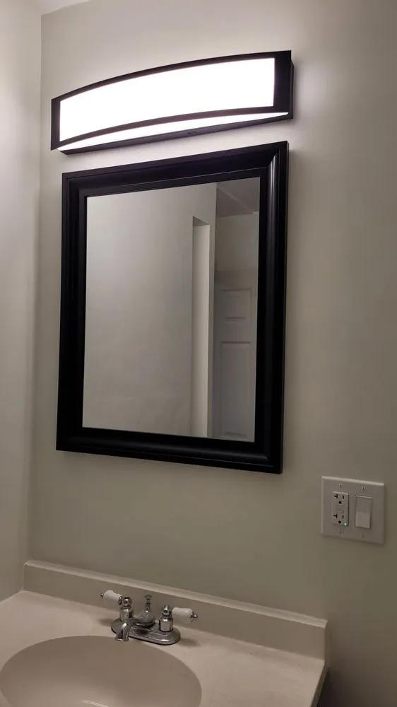 Slide of Susi Electrical Services