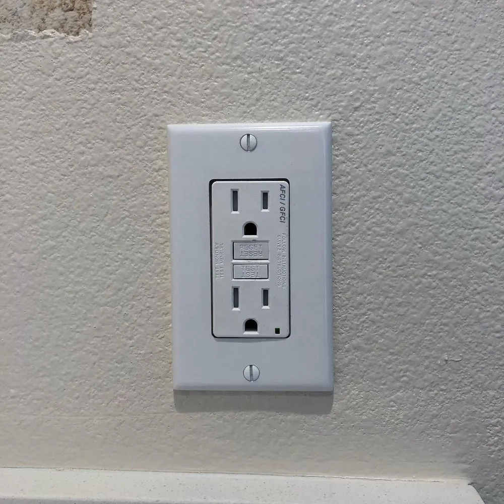 Slide of Sustainable Electrical Contractors