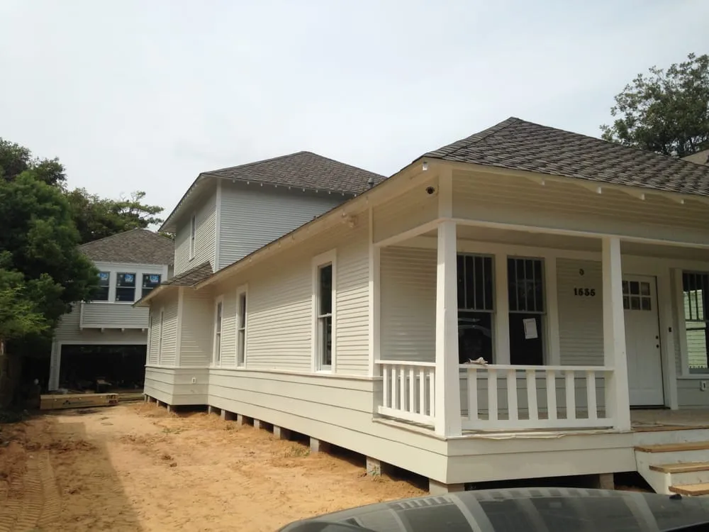 Slide of Susuras Electric