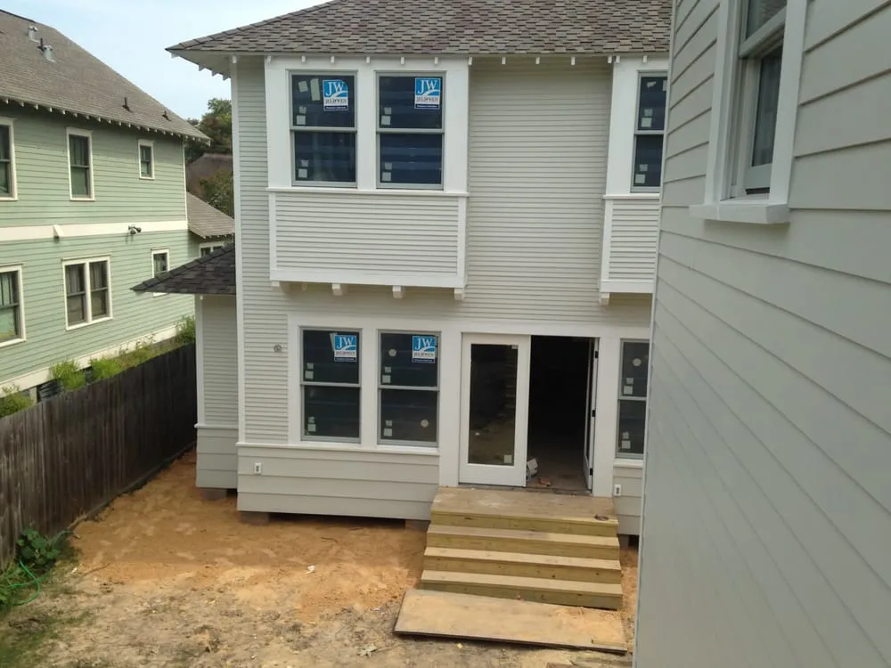 Slide of Susuras Electric