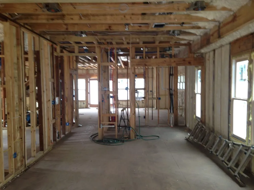 Slide of Susuras Electric