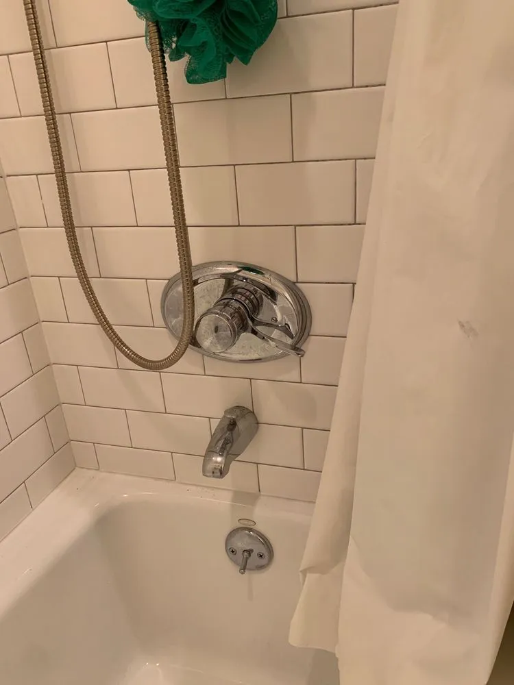 Certified electrical service for homes in lighting installation,  by 