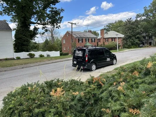 Swift Electric Service Logo