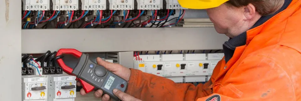 Slide of Swiftec Electrical Contractor