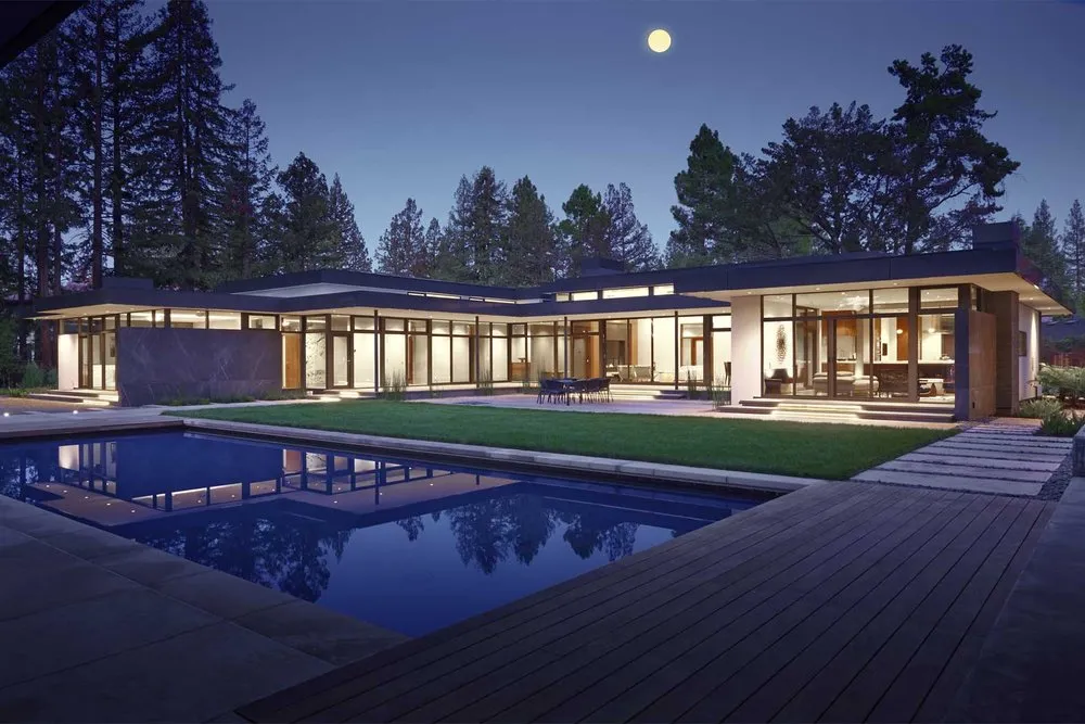 Slide of SwiftVoltage