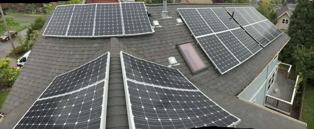 Affordable electrician providing emergency electrical service in , 