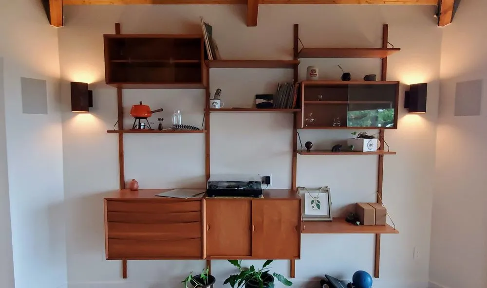 Slide of S.Y. Electric